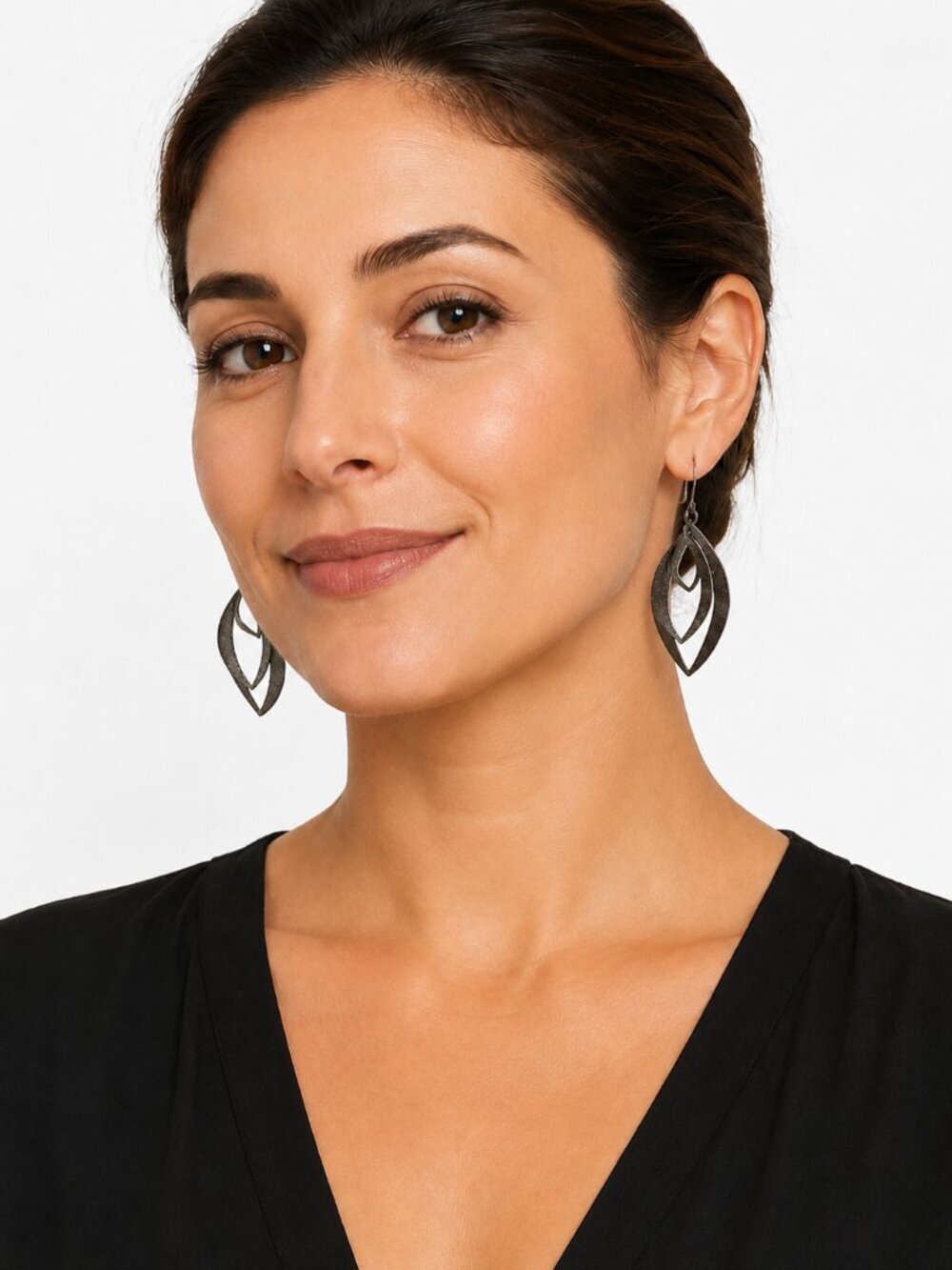 Avon Black Sparkle Triple Teardrop Earrings